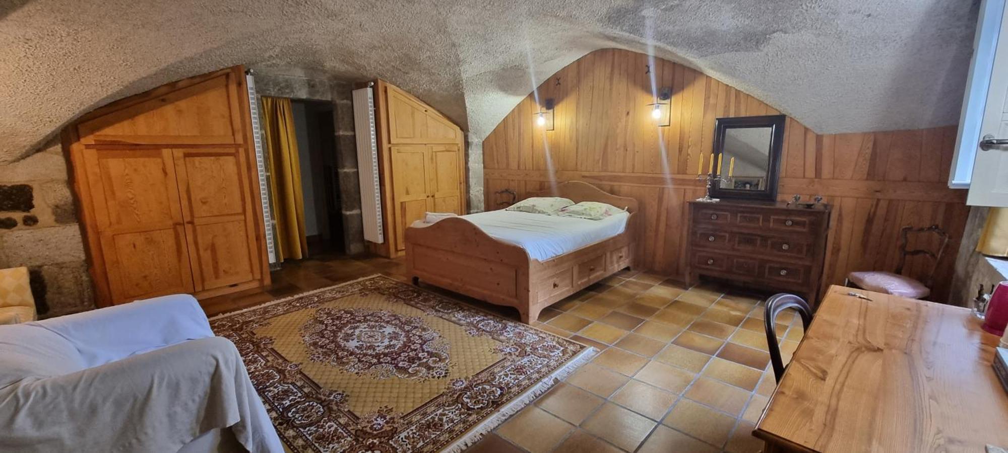 Maison Au Loup - Superbe Ancien Hotel Particulier Du Xvie Siecle Au Coeur De La Vieille Ville Du Puy Le Puy-en-Velay Экстерьер фото
